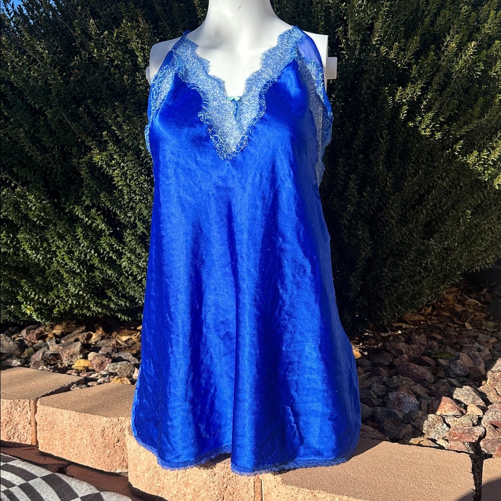 Victoria's Secret blue satin sheer lace slip nightgown Large-used-good condition